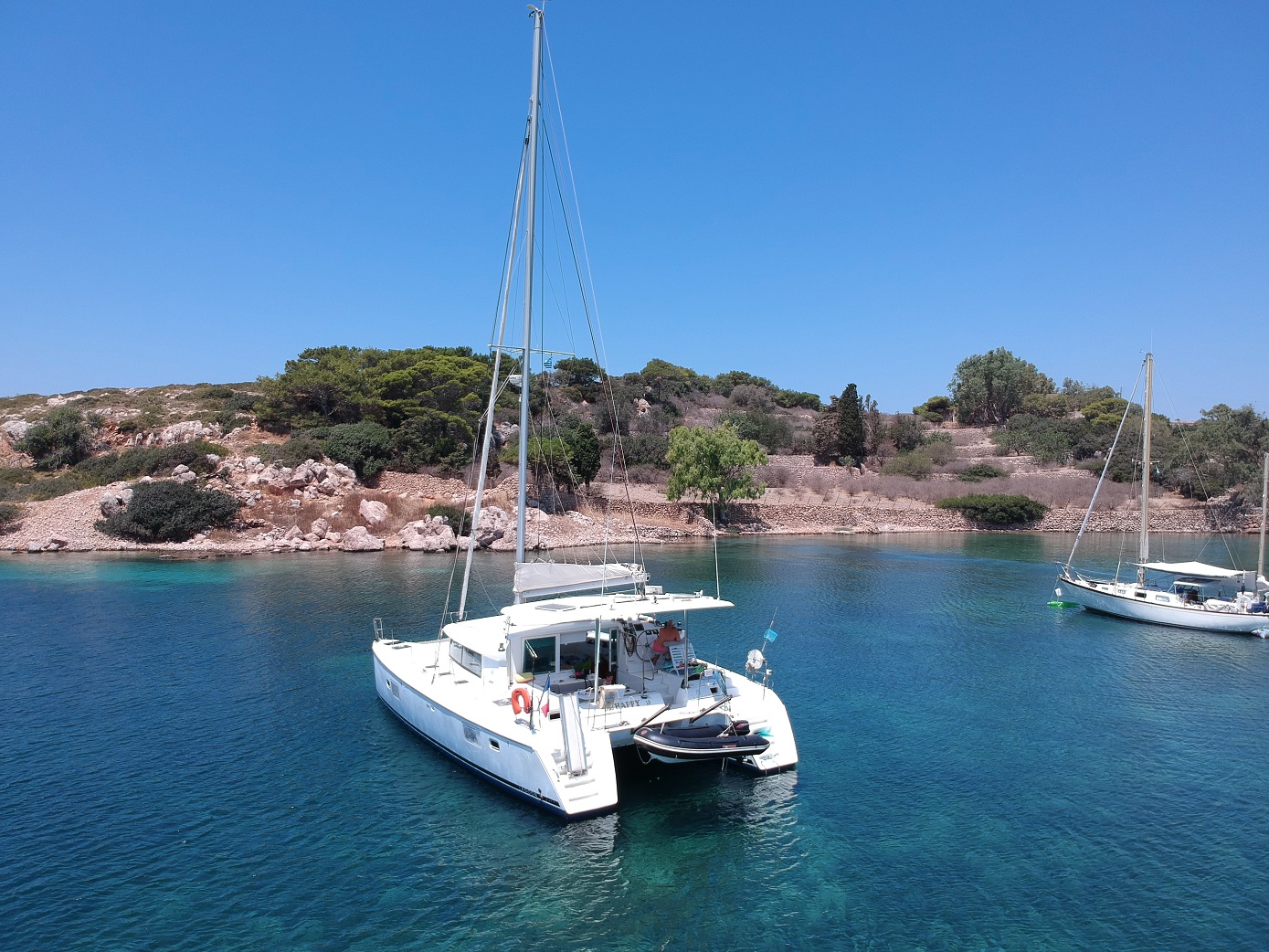 Sailing Catamaran Be Happy